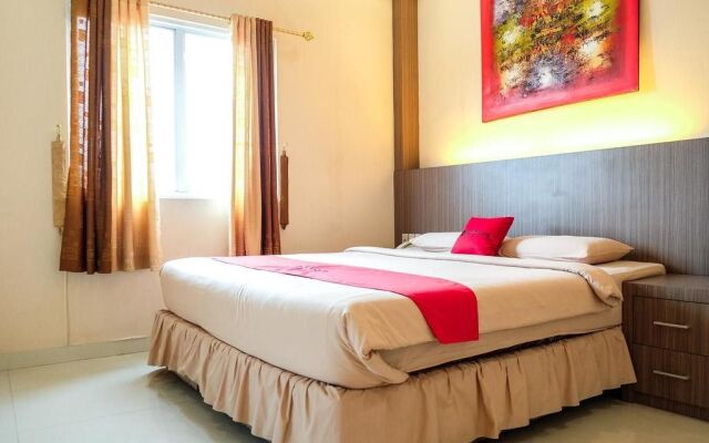 RedDoorz Plus near Living World Pekanbaru