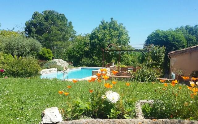 Apartment With 2 Bedrooms in Castéra-lectourois, With Pool Access, Enc