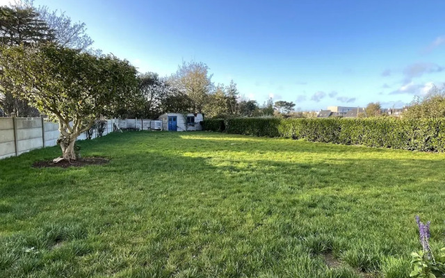 Holiday Home in Landeda Near Sandy Beaches