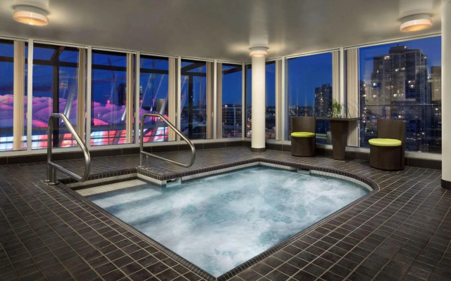 Hampton Inn and Suites by Hilton, Downtown Vancouver