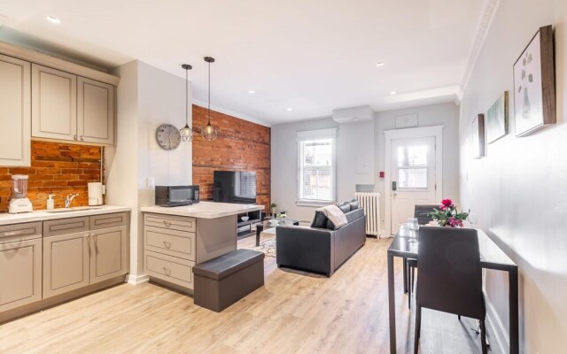 Upscale 1BR Apt With Netflix - Prime Location