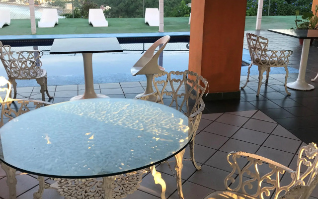 Casa Mexicana La Reyna