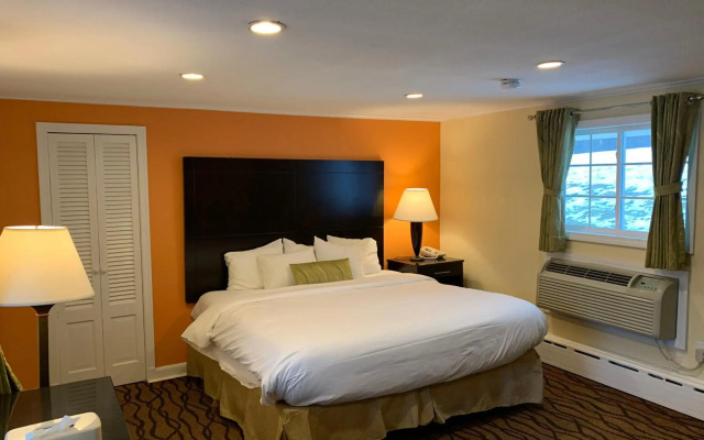Four Winds Country Motel