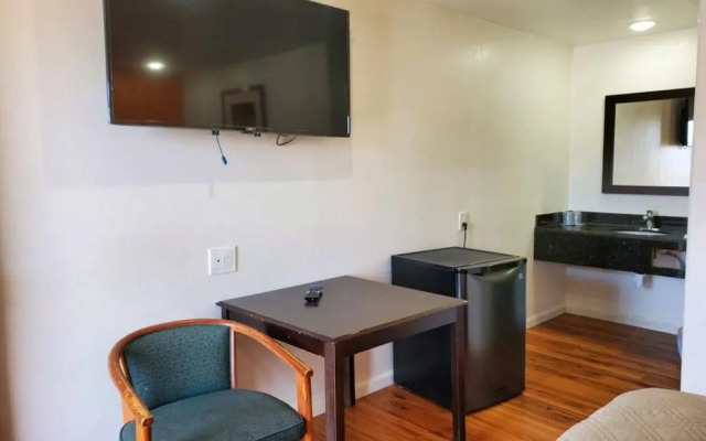 Premier Inn & Suites