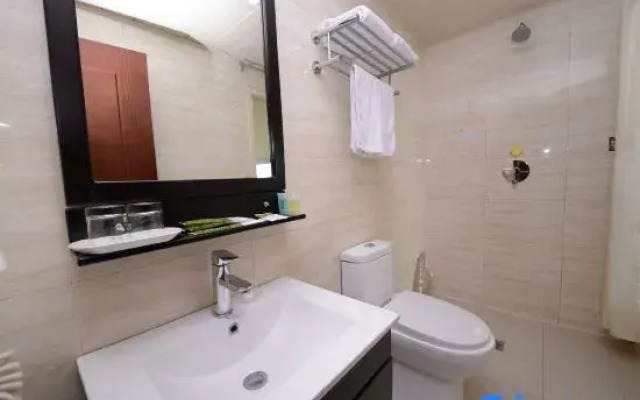 Spring Chain Hotel (Harbin Xiangfang Wanda Provincial Hospital)
