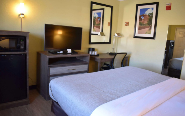 Quality Inn & Suites Gallup I-40 Exit 20