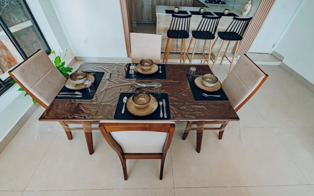 Rooftop View Apartments Rebero