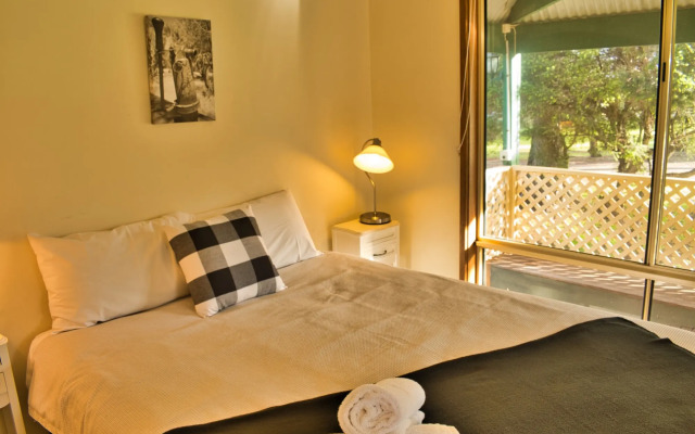 Cape Jervis Accommodation & Caravan Park