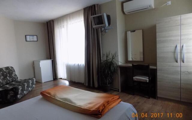 Zenith Guest House