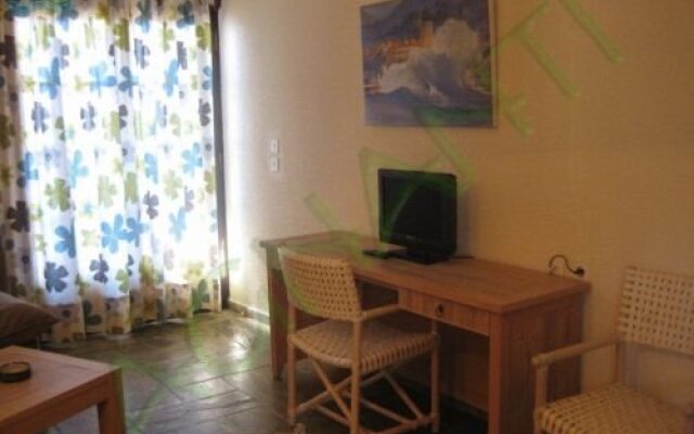 Agnanti Hotel & Apartments