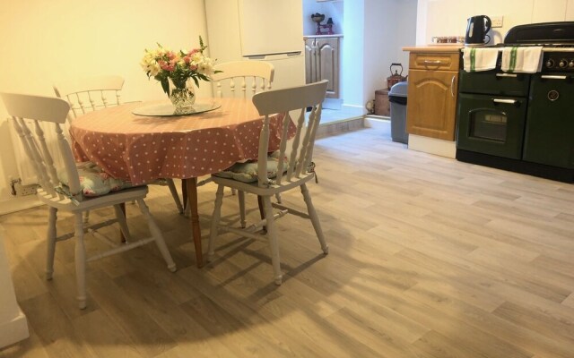 Stunning 2-bed House in Bungay