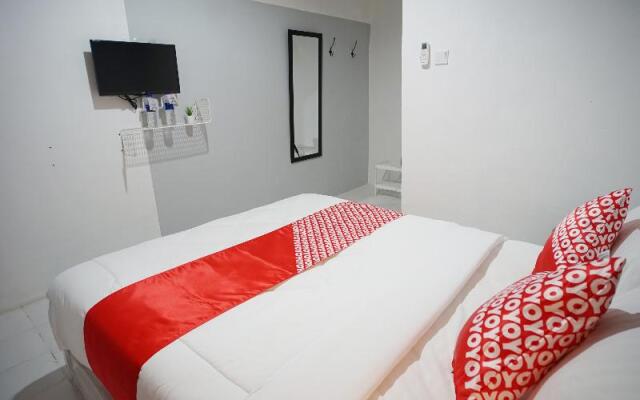 Sani Guest House by OYO Rooms