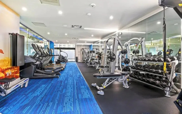 Modern Apartment with Top Amenities