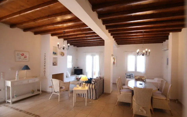 Villa Attalus 1