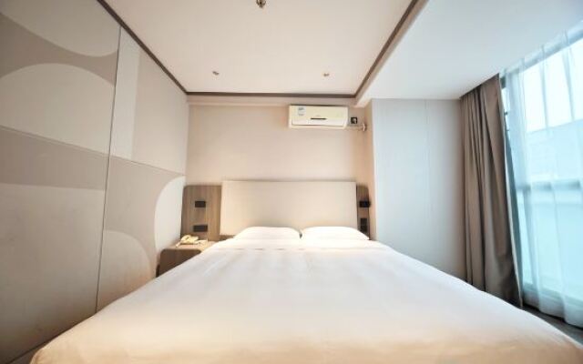 HanTing Hotel (Shenzhen Xixiang Taoyuan Subway Station)