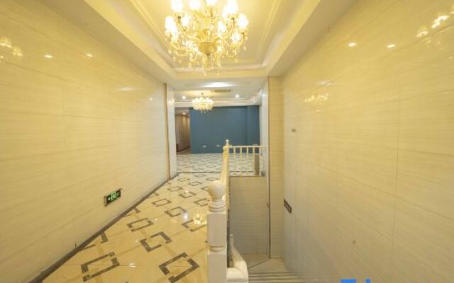 Yifeng Hotel (Shapingba Chongqing University)