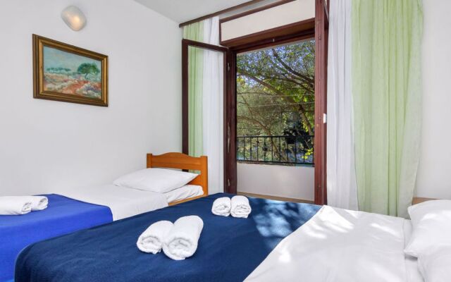 Apartment Rubin Hvar/Pokrivenik 20643