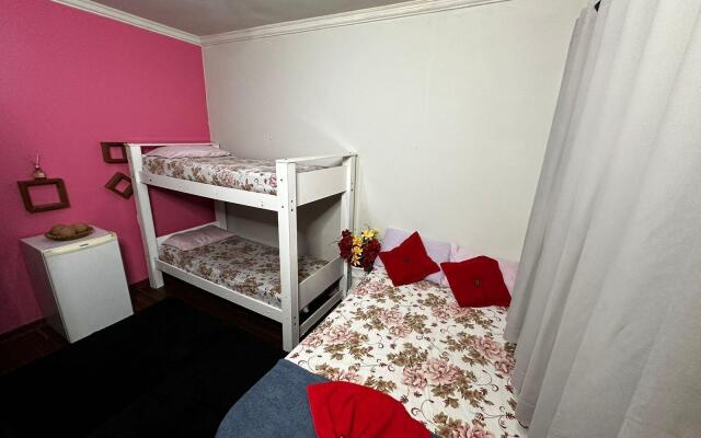 pousada/ quarto com 2 beliches ideal para empresas