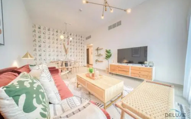 KeyHost - Sparkle Tower 1BR Dubai Marina - K2630