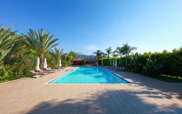Azur Hotel