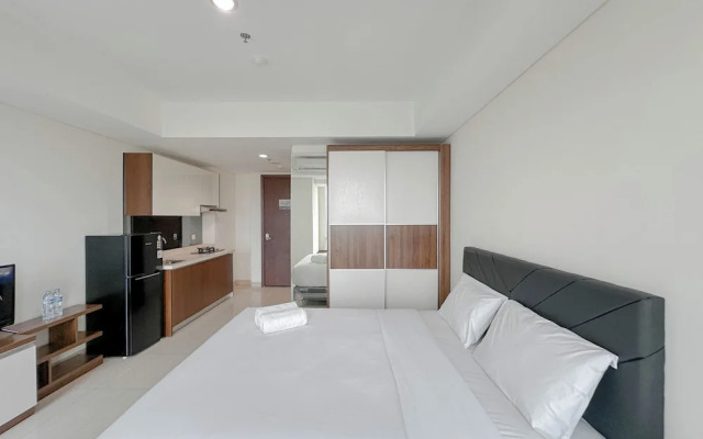 Tidy and Strategic Location Studio Grand Sungkono Lagoon Apartment
