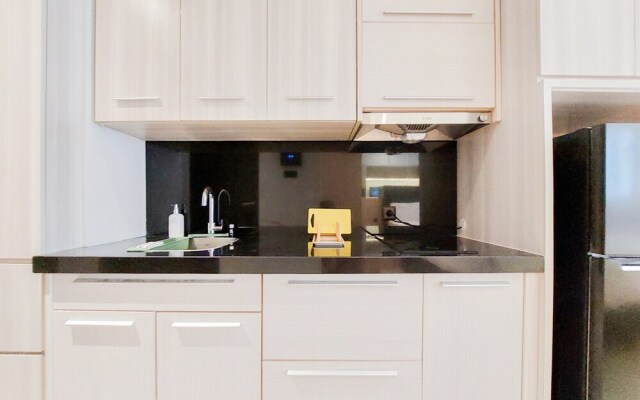 Fancy And Nice Studio Apartment Carstensz Residence