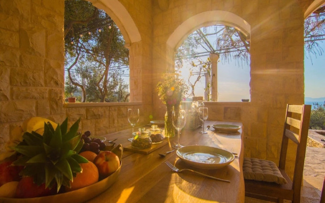 Villa Roza - One Bedroom With Swimming Pool