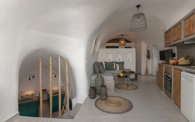 Casa Grande Santorini Vacation Houses