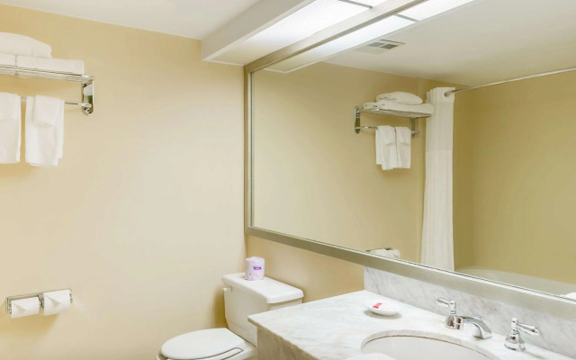 TownePlace Suites by Marriott Niagara Falls Canada