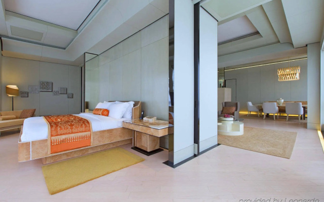 Keraton at The Plaza, The Unbound Collection by Hyatt
