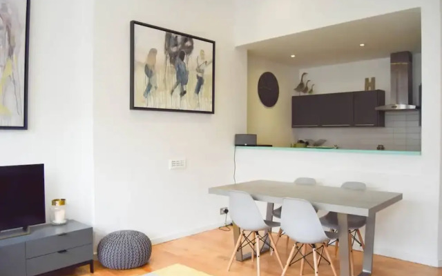 Bright 1 Bedroom Belsize Park Flat