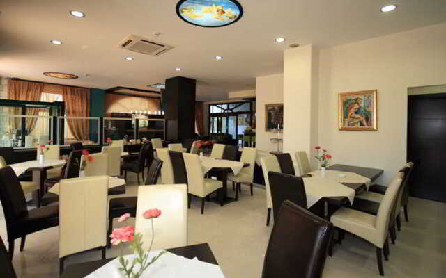 Sivota Hotel