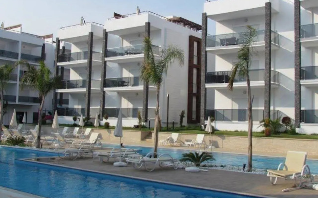 Side Felicia Residence