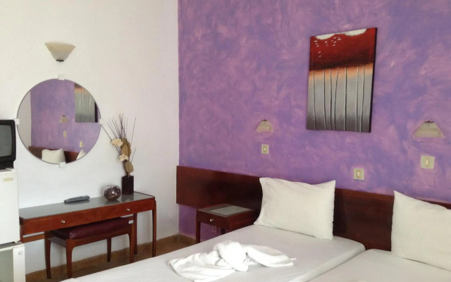Pasiphae Hotel