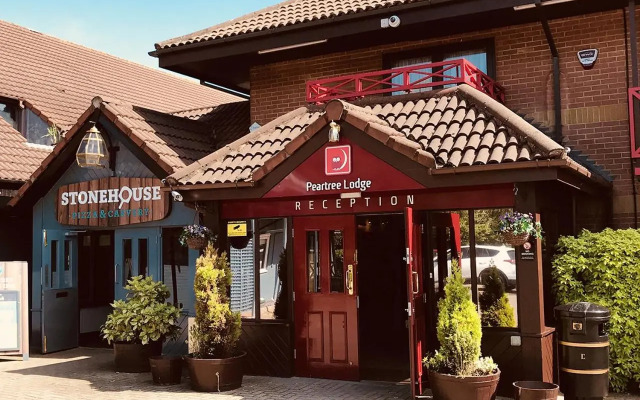 Peartree Lodge Waterside
