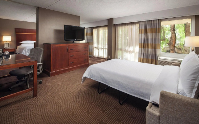 Sheraton Agoura Hills Hotel