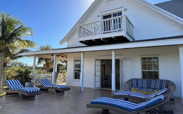 Seaside Serenity: Private Retreat With Ocean Views