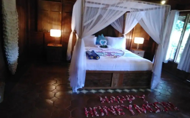 Kubu Kangin Resort