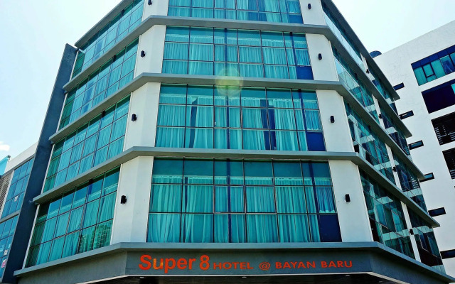 Super 8 Hotel @ Bayan Baru