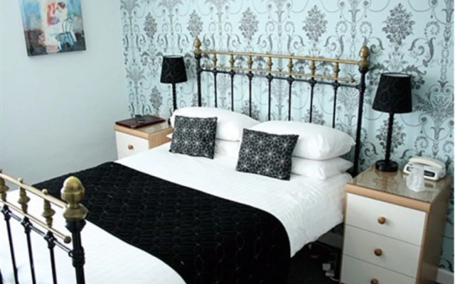 Trelawney Hotel