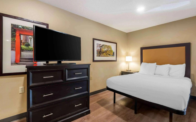 Extended Stay America Select Suites Charlotte Tyvola Rd Exec