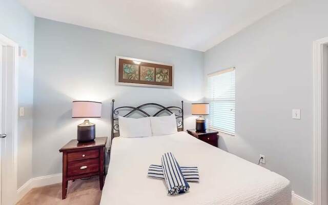 Laketown Wharf 801