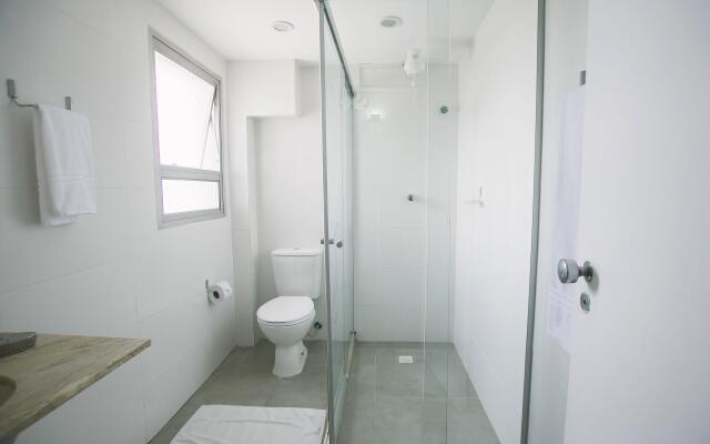 CLH Suites Domingos Ferreira