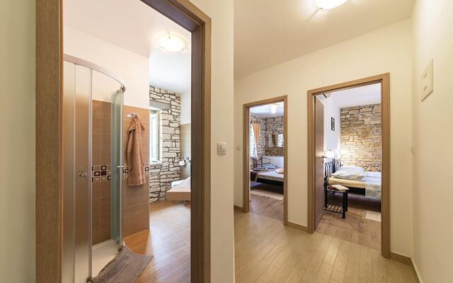 Nice Home in Barban With Wifi and 2 Bedrooms