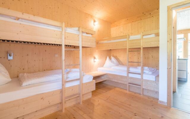 Chalet in Sankt Georgen on Ski Slopes