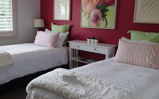 ArtHouse Bed & Breakfast