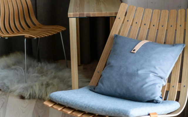 Wood Hotel by Frich's