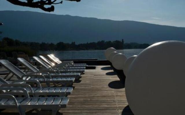 Location Lac Annecy - A la Chapelle du Puy entre lac et montagnes by Locationlacannecy