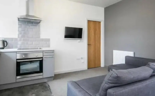 Modern Central Edwardian Apartment 4pp Private Ent