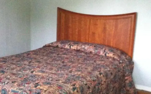 Galax Motel